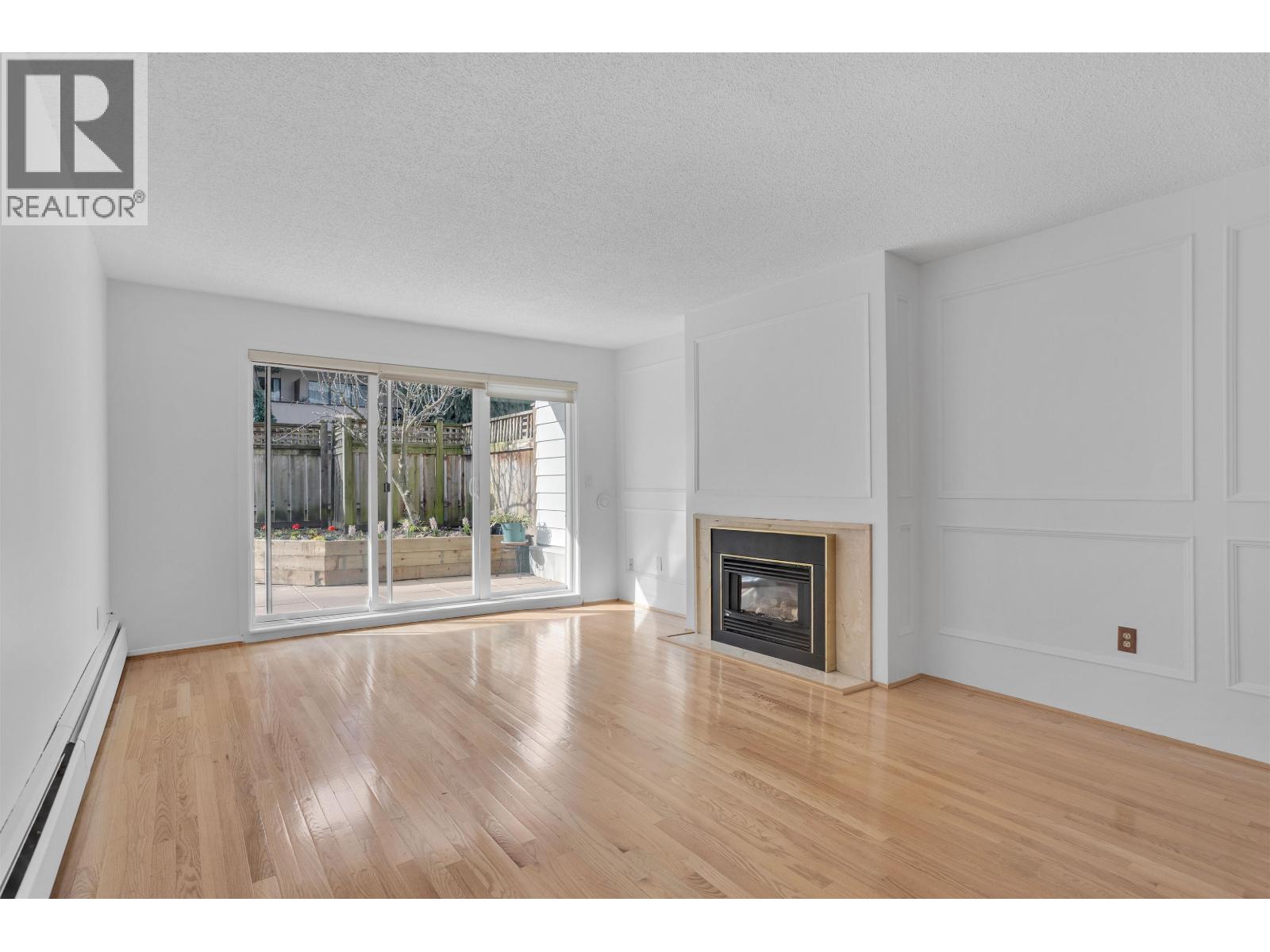 106 1066 W 13TH AVENUE