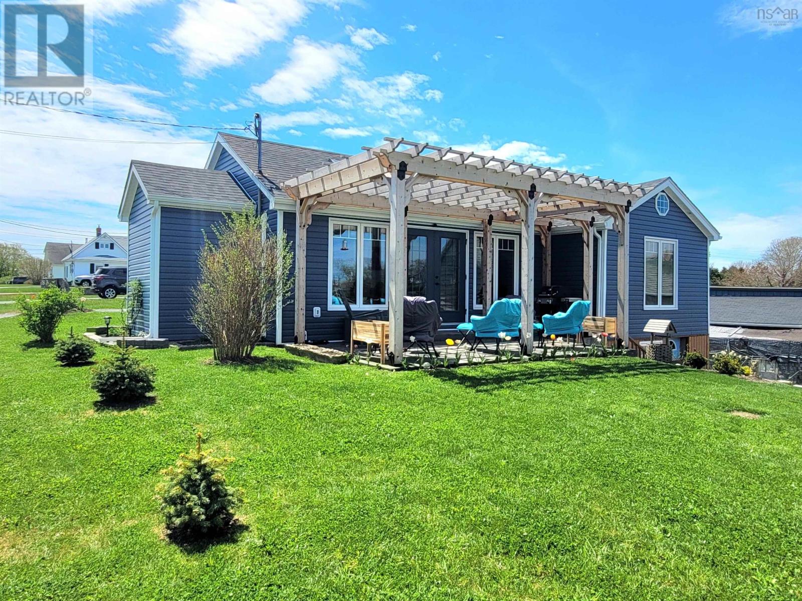 Photo 1 of 39 — 83 South Street, Lockeport, NS B0T1L0