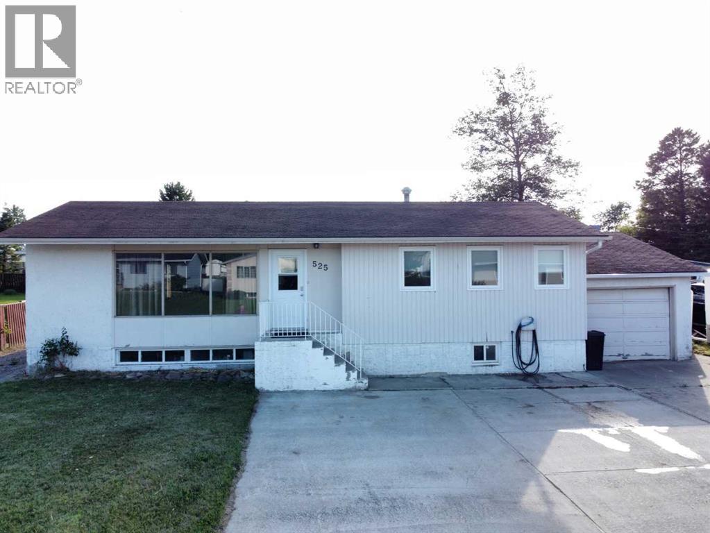 Photo 1 of 45 — 525 6 Avenue, Fox Creek, AB T0H1P0