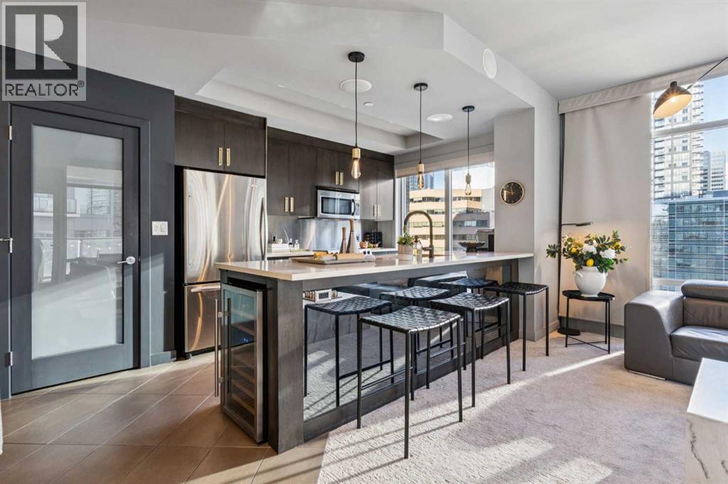 904, 530 12 Avenue SW