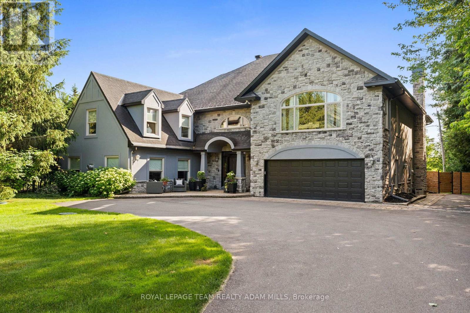 2330 SUMMERSIDE DRIVE