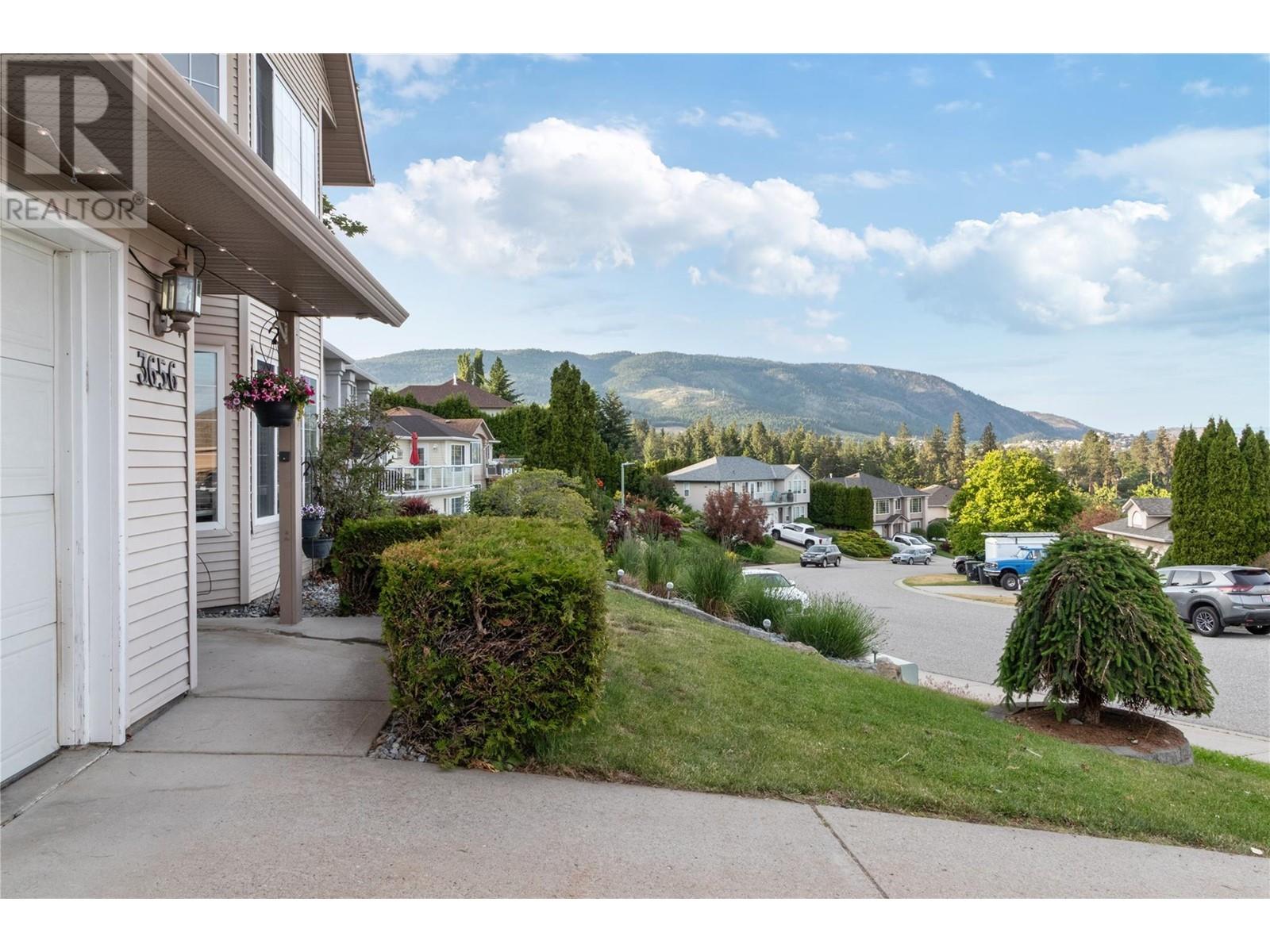 3656 Walnut Glen Drive