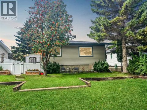 1328 24 Street Didsbury AB T0M0W0