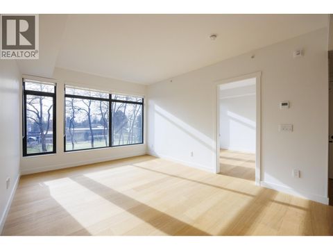 404 6485 MANITOBA STREET Vancouver BC V5Y2Z7