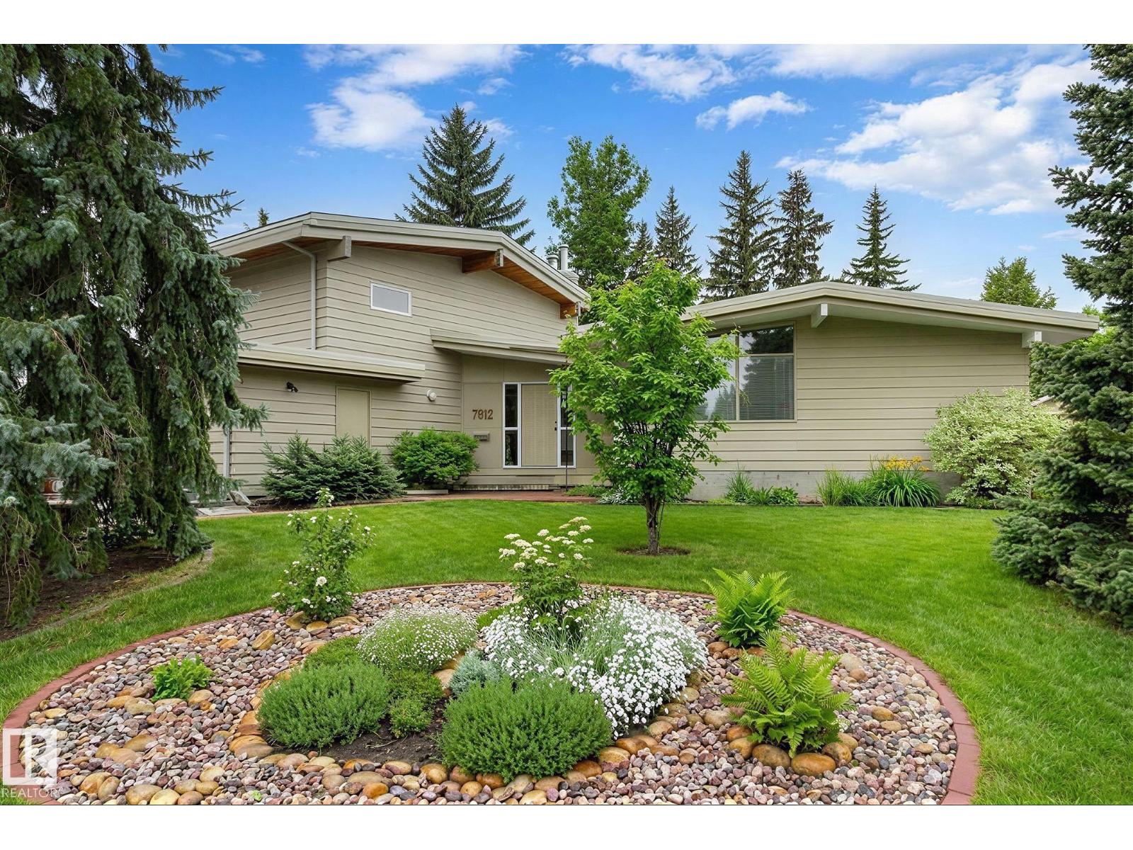 7812 143 ST NW