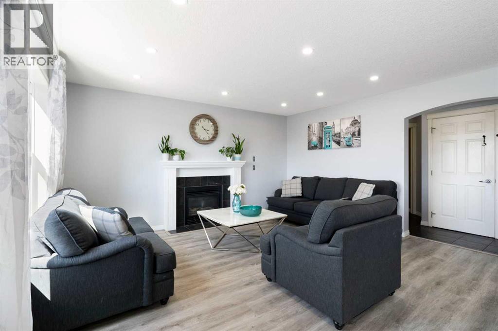 57 Bridlecrest Court SW