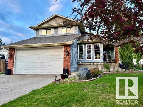 29 BANEBERRY PL Sherwood Park AB T8H1G8