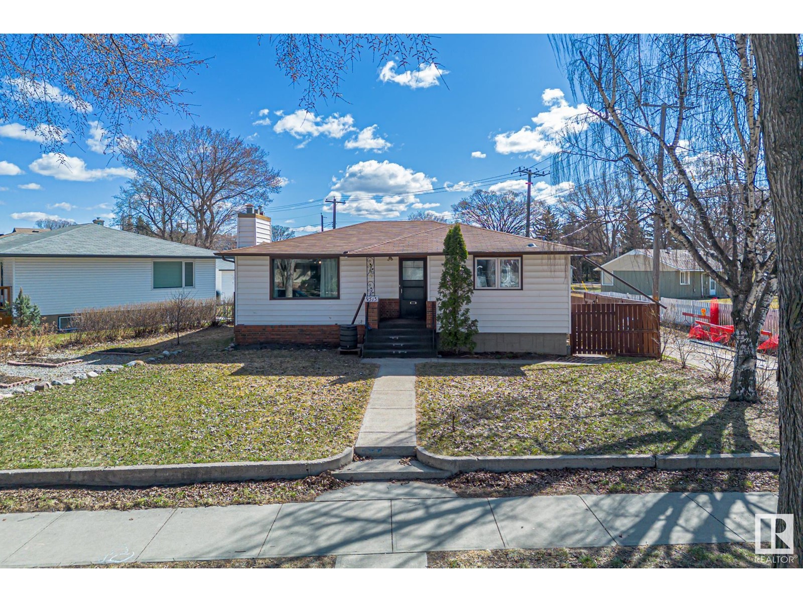 9513 81 ST NW