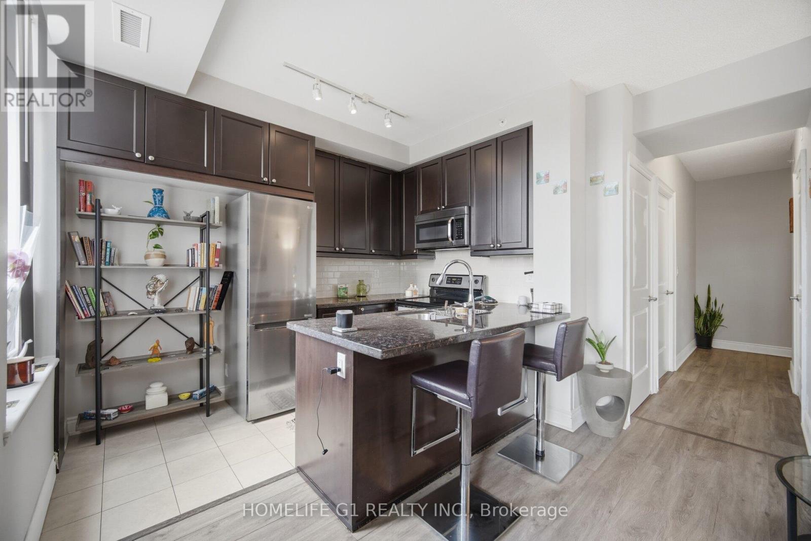 212 - 2396 MAJOR MACKENZIE DRIVE