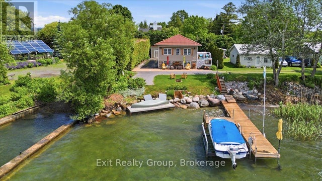 144 BAYVIEW LANE