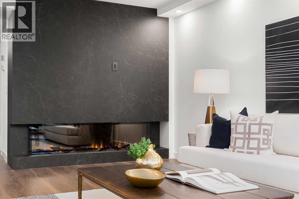 105, 330 26 Avenue SW