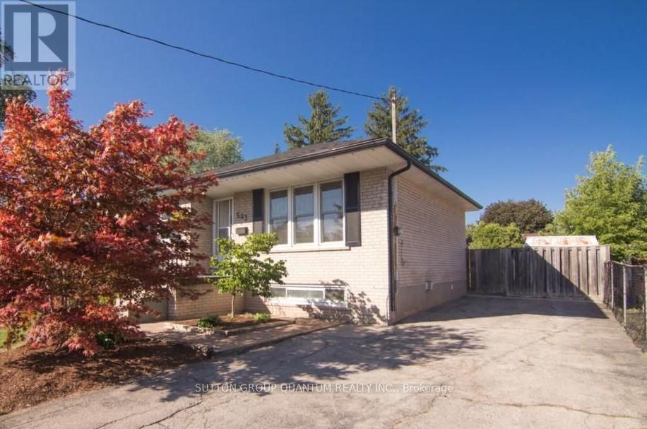 543 TAPLOW CRESCENT