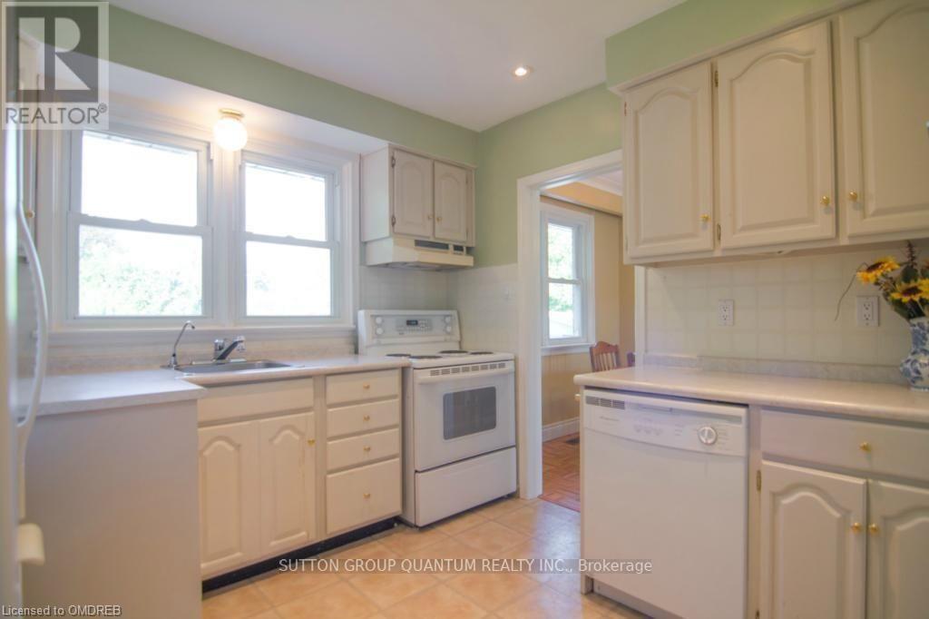 543 TAPLOW CRESCENT