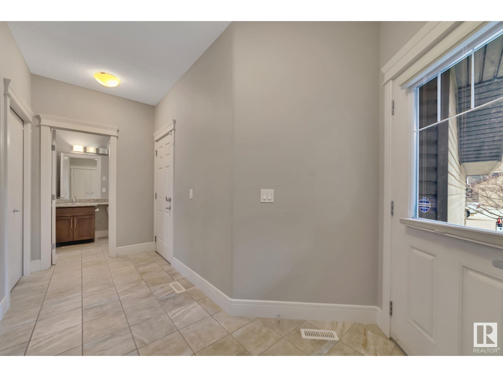 3426 ABBOTT WY SW