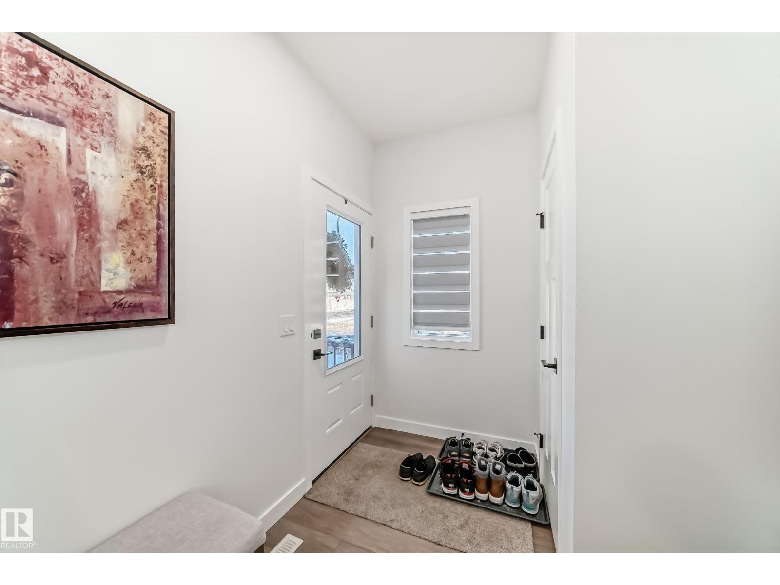 3569 Erlanger Link NW