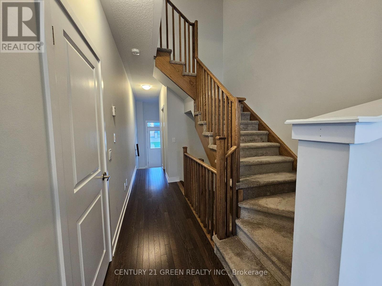 1095 THOMPSON DRIVE