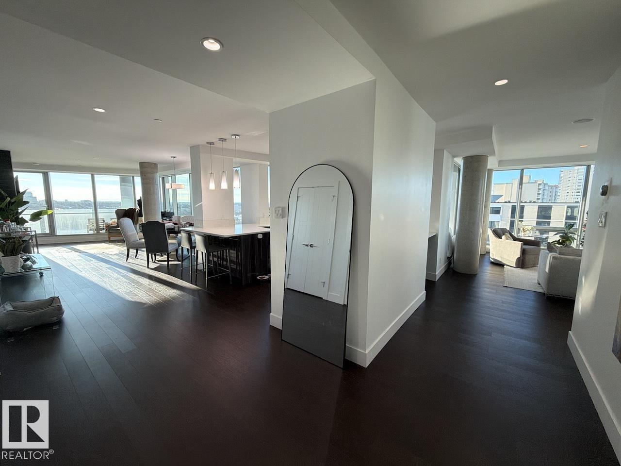 #1003 11969 JASPER AV NW