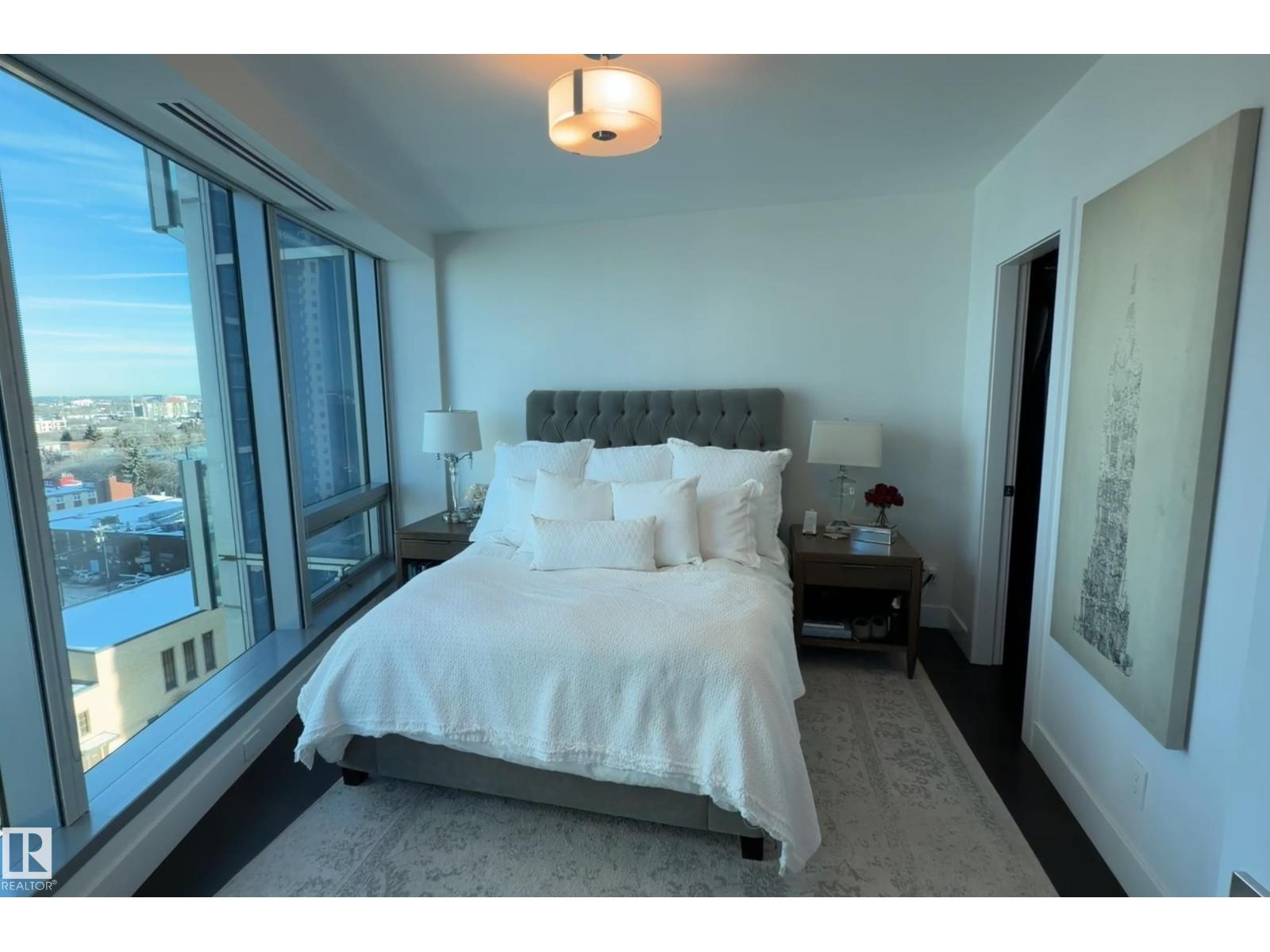 #1003 11969 JASPER AV NW