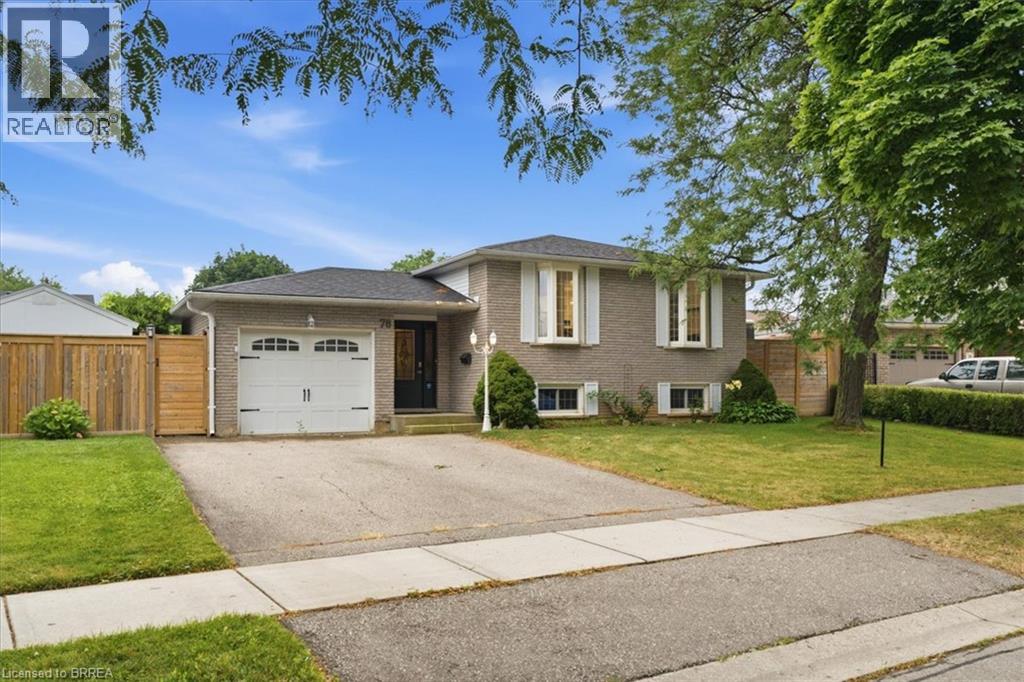 76 ENFIELD Crescent