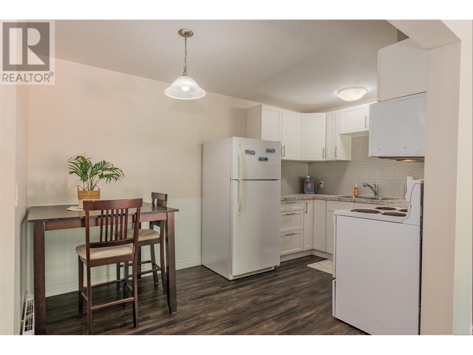 880 Wordsworth Avenue Unit# 212