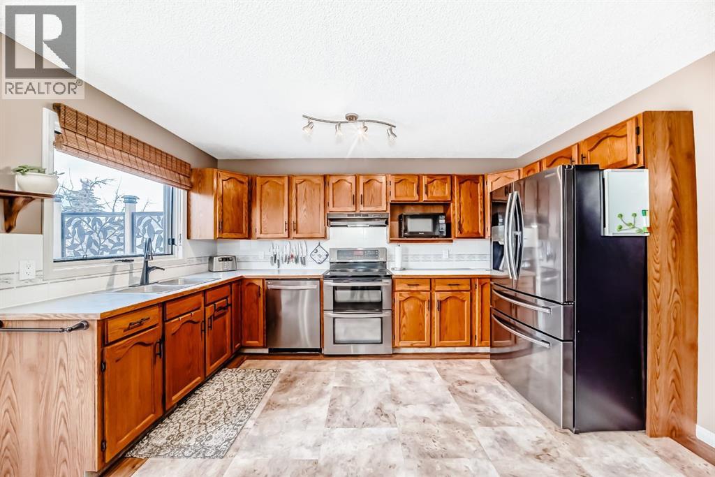 228 Woodside Road NW