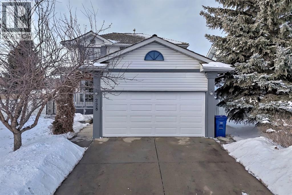 228 Woodside Road NW