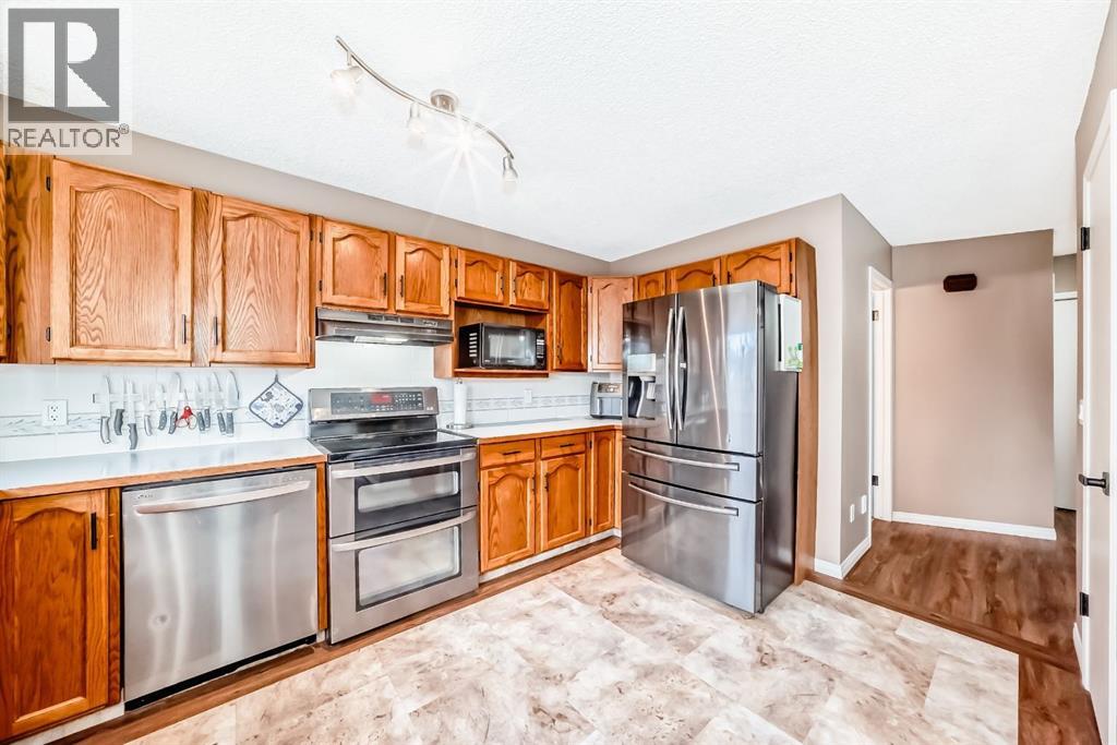 228 Woodside Road NW