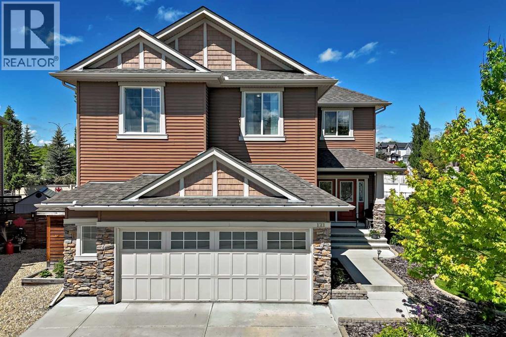 Photo 1 of 50 — 121 Drake Landing Manor, Okotoks, AB T1S0E7