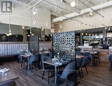 444 HOLLAND STREET W