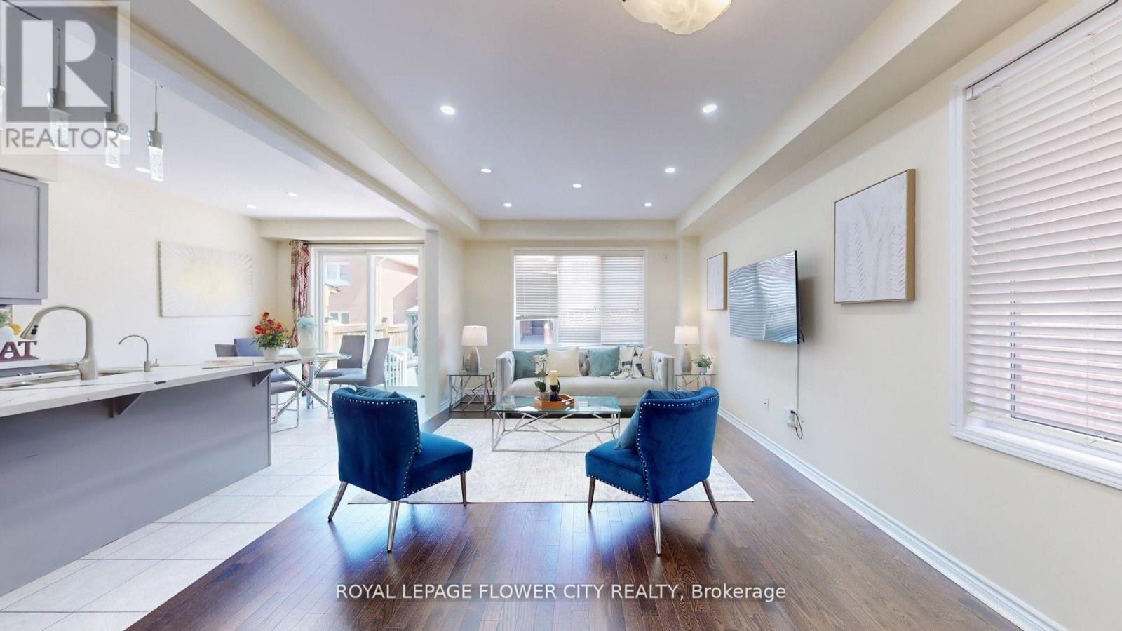 3 FENCHURCH DRIVE
