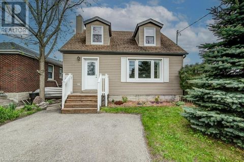 35 WAVERLY Road Kitchener ON N2G2E1