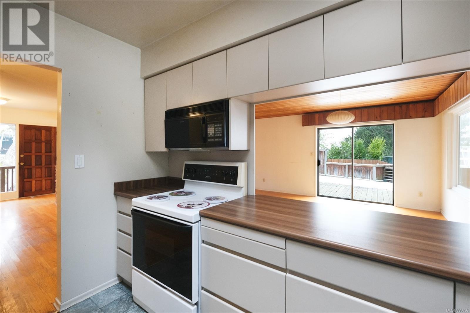 1970 Fairfield Pl