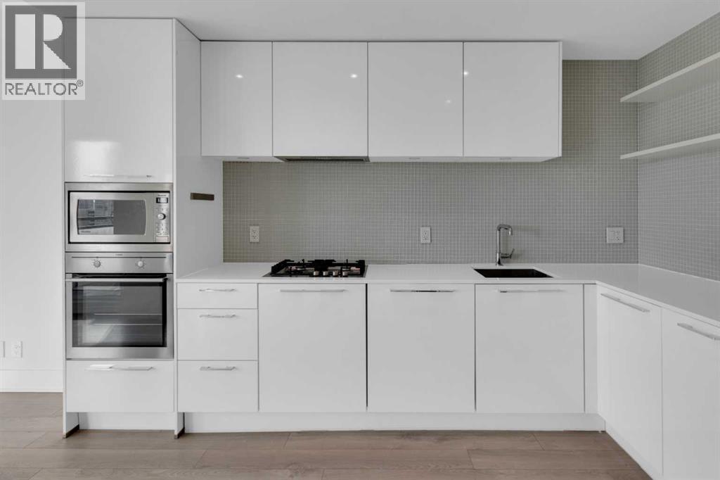 701, 901 10 Avenue SW