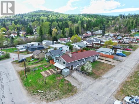 21 DUNCAN Avenue Fruitvale BC V0G1L0