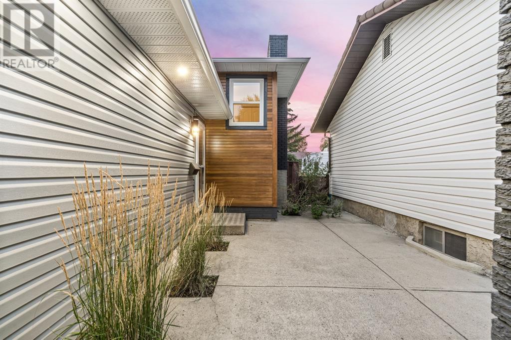 51 Whitewood Bay NE