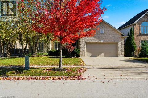 81 TIMBER CREEK Crescent Fonthill ON L0S1E4