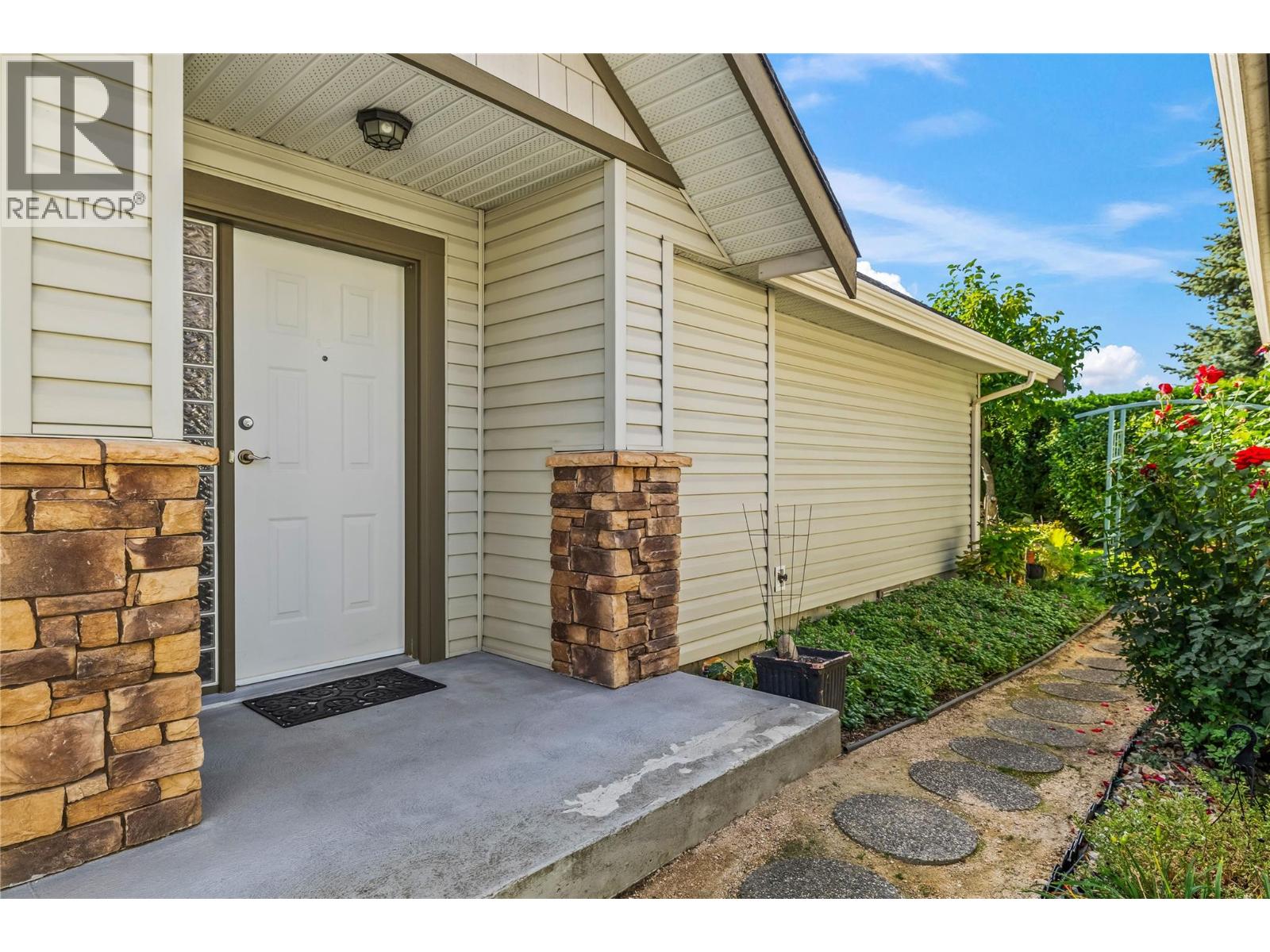 1188 Houghton Road Unit# 104