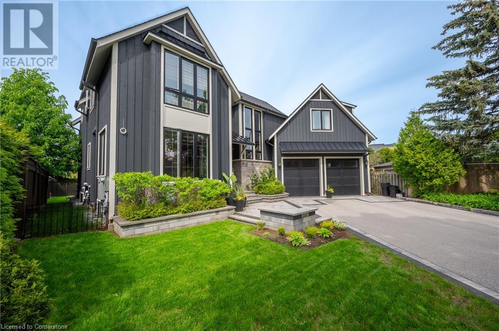 1247 WOOD Place