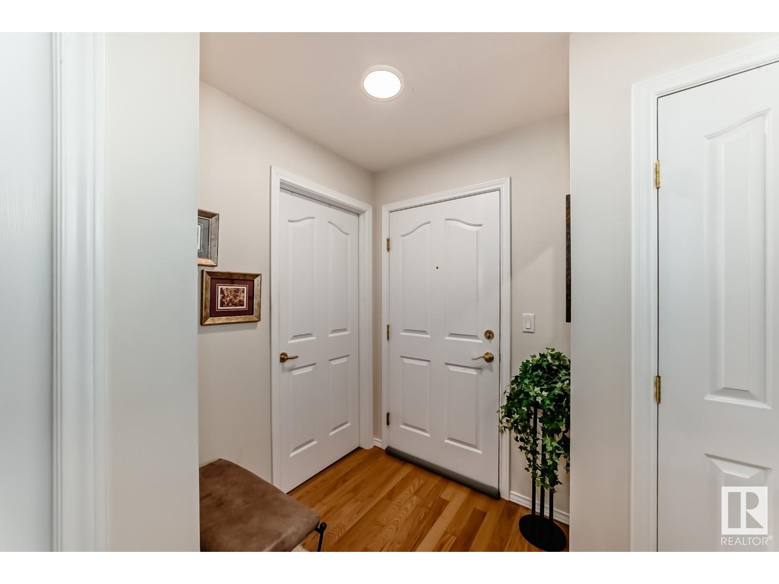 #123 6703 172 ST NW