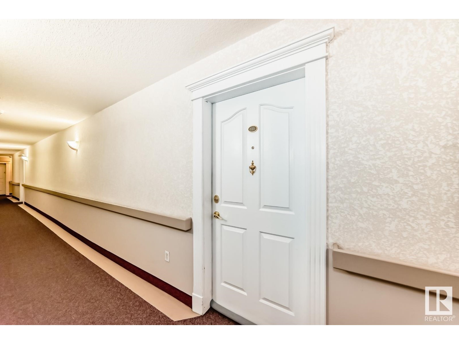 #123 6703 172 ST NW