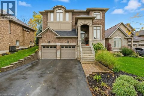 4076 HIGHLAND PARK Drive Beamsville ON L3J0M3