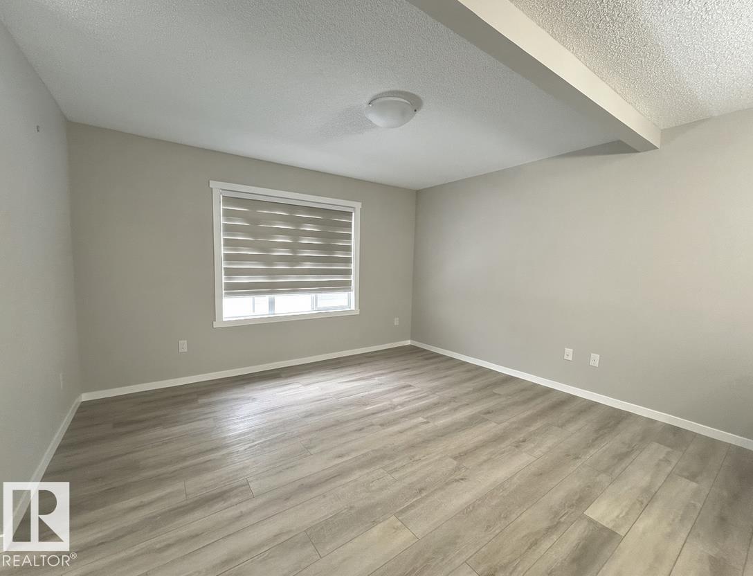 #120 1530 TAMARACK BV NW