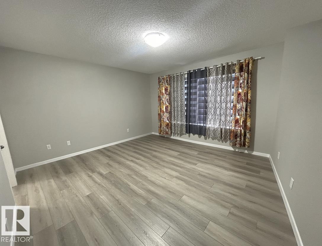 #120 1530 TAMARACK BV NW