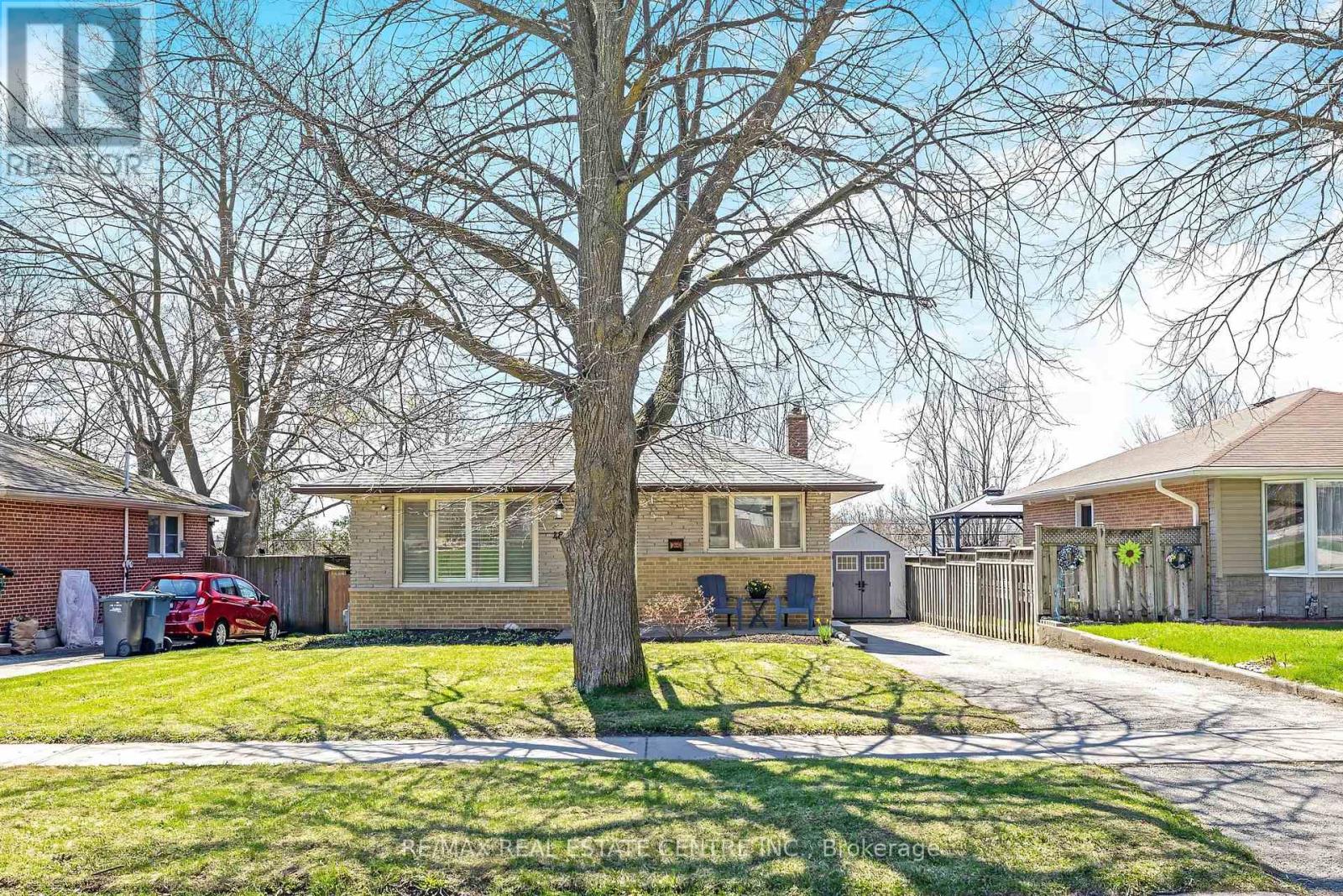 48 KNIGHTSWOOD BOULEVARD