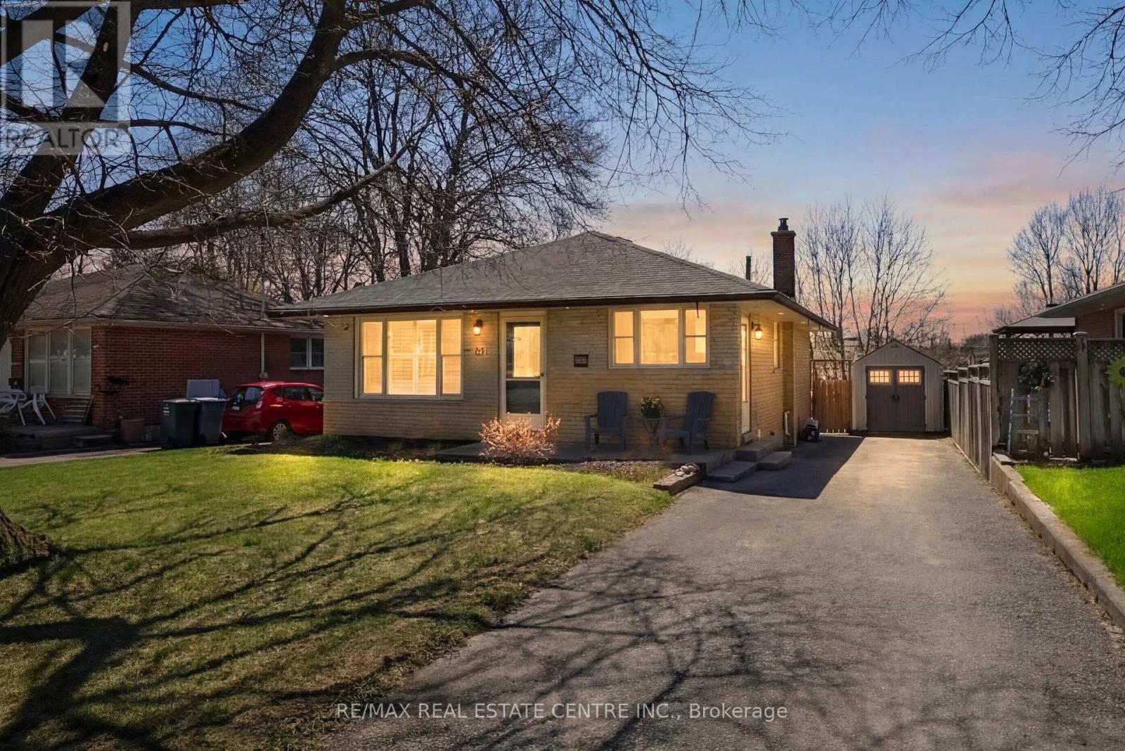 48 KNIGHTSWOOD BOULEVARD