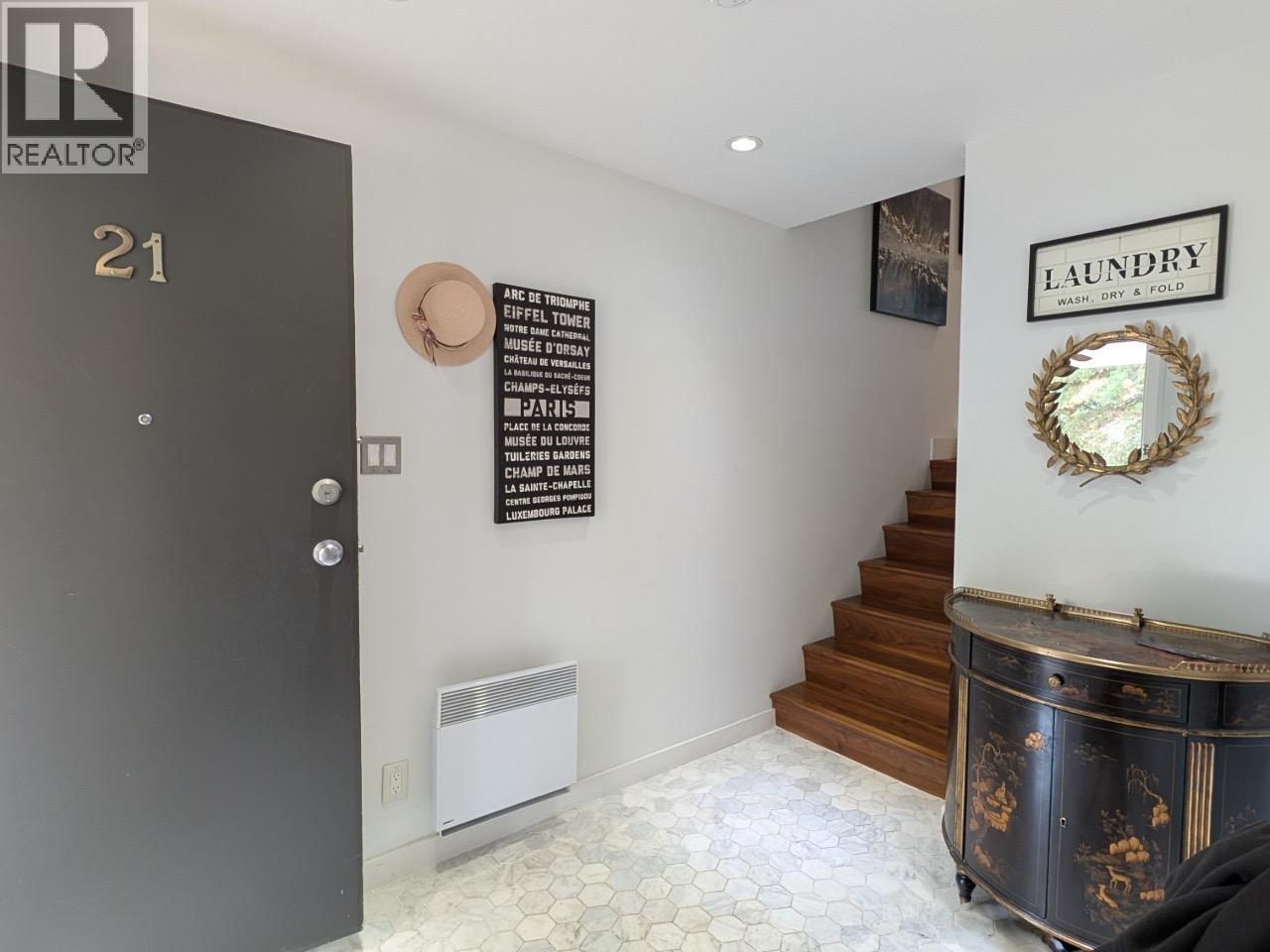 21 1201 LAMEY'S MILL ROAD