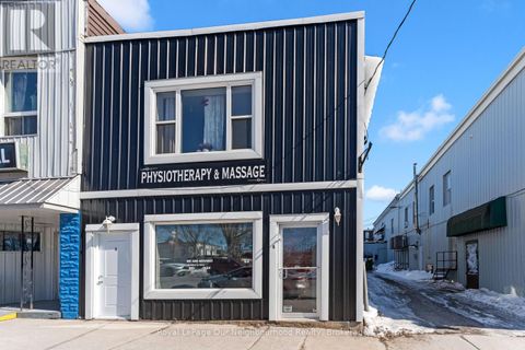 4 VICTORIA SQUARE Cramahe (Colborne) ON K0K1S0