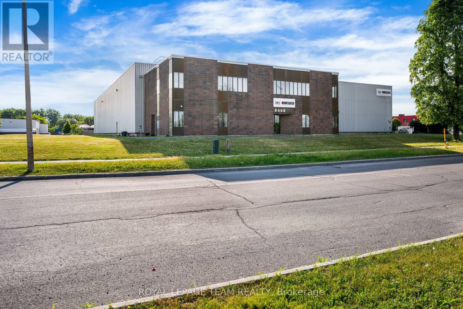 5499 CANOTEK ROAD