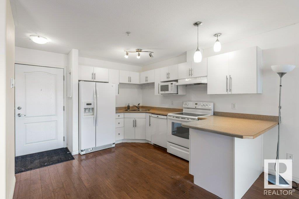 #121 7511 171 ST NW