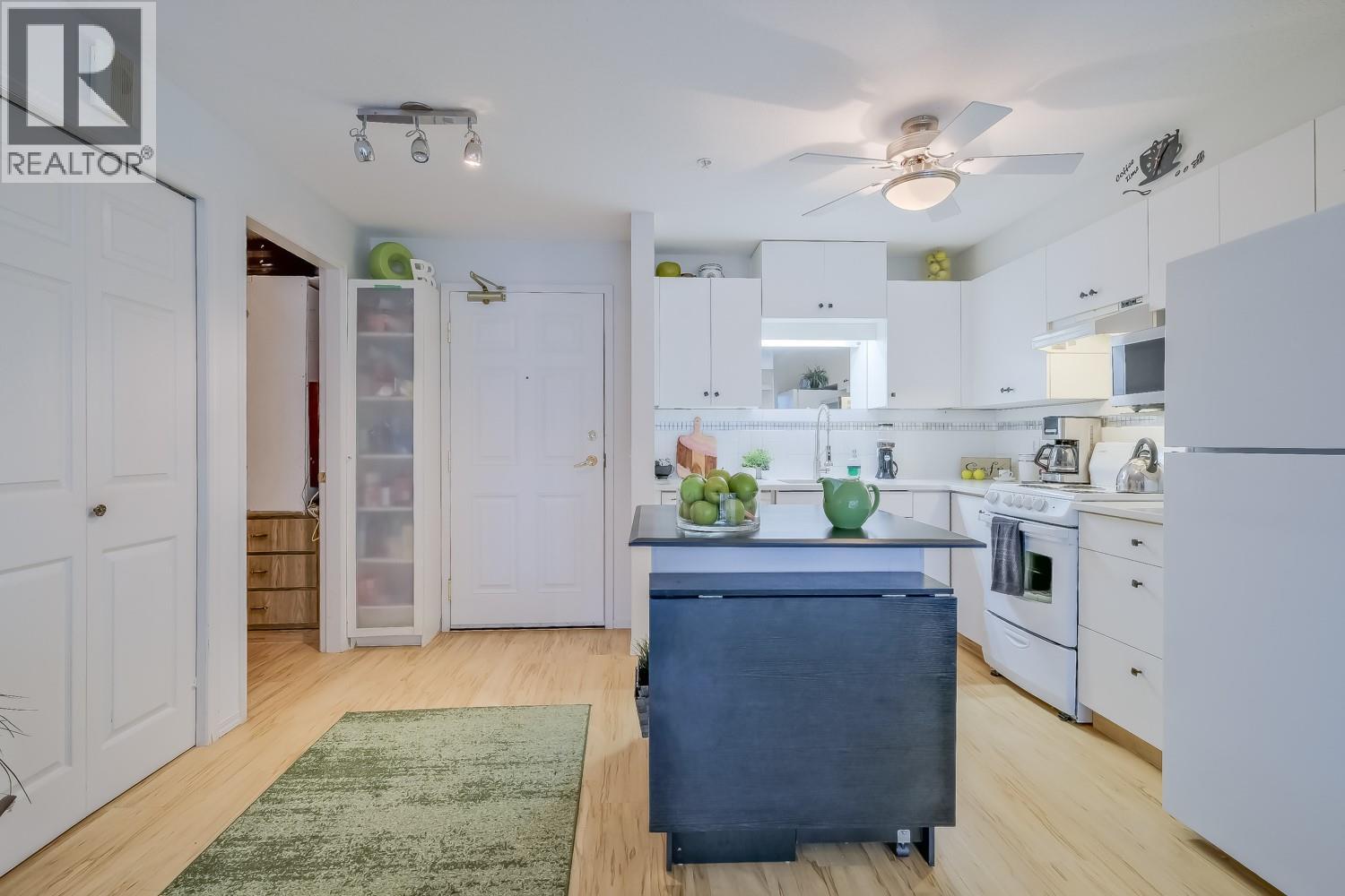 920 Saskatoon Road Unit# 215